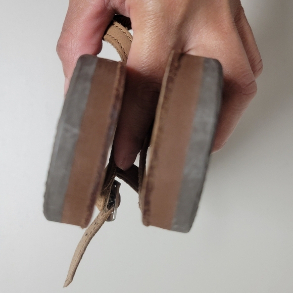 Rainbow Slingback Buckle Leather Sandals. - Picture 7 of 9